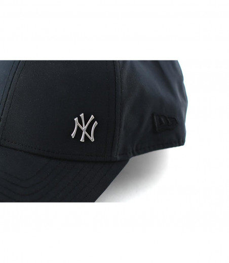 Casquette noire petit logo NY